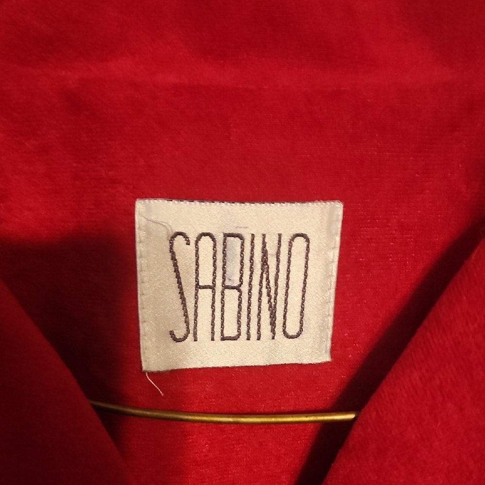 Elegant Red Women's Dress - Picture 2 of 5